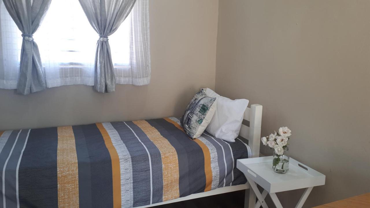 יוהנסבורג Relax In Aberdeen מראה חיצוני תמונה